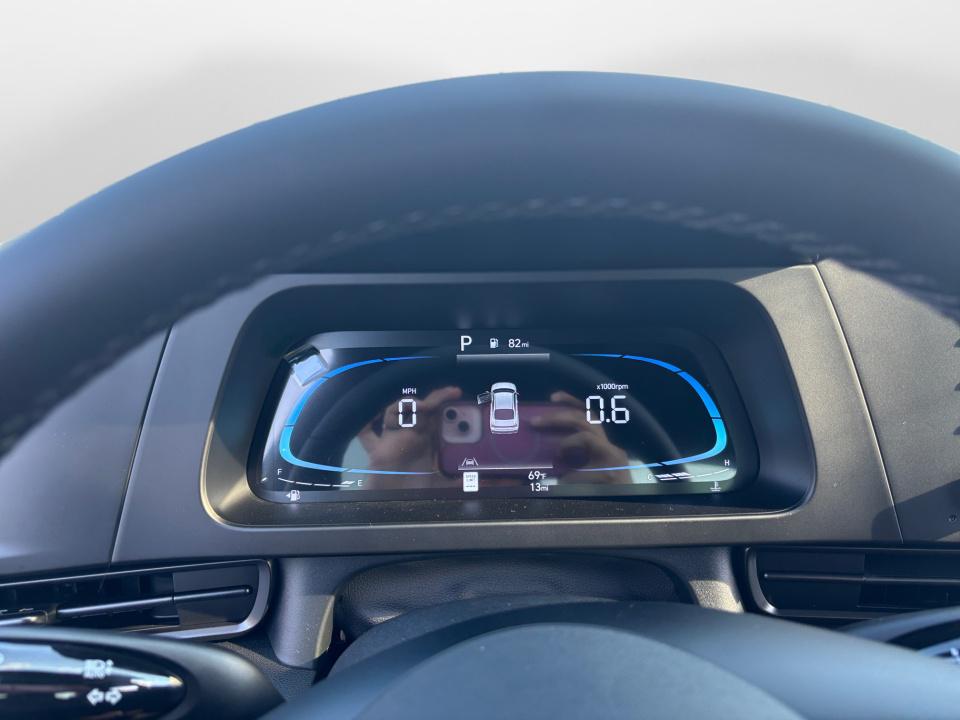 2025 Hyundai Elantra SEL - Photo 11