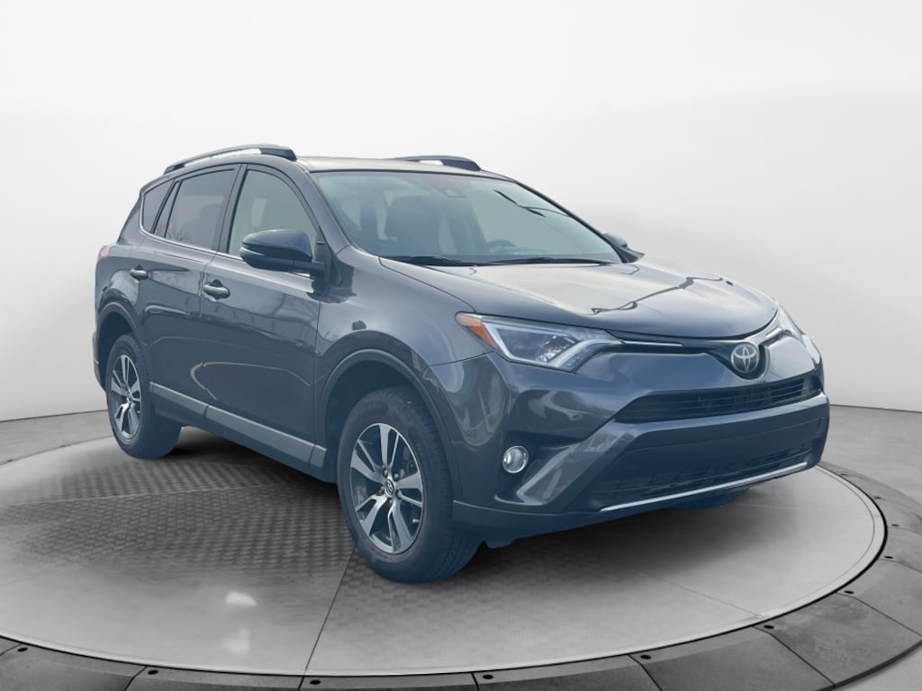 Used 2018 Toyota RAV4 XLE SUV
