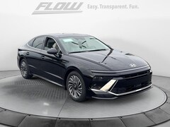 2026 Hyundai Sonata Hybrid SEL Sedan