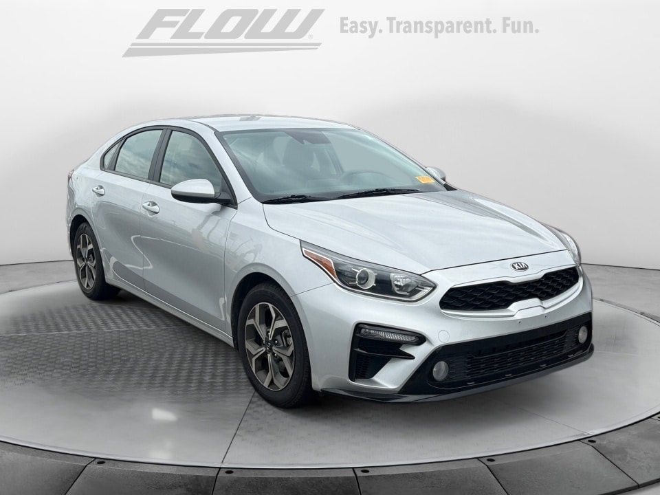 2021 Kia Forte LXS AT's photo