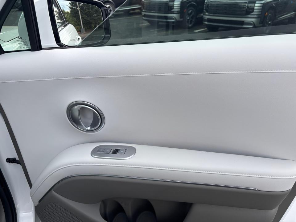 2026 Hyundai Palisade Limited - Photo 31