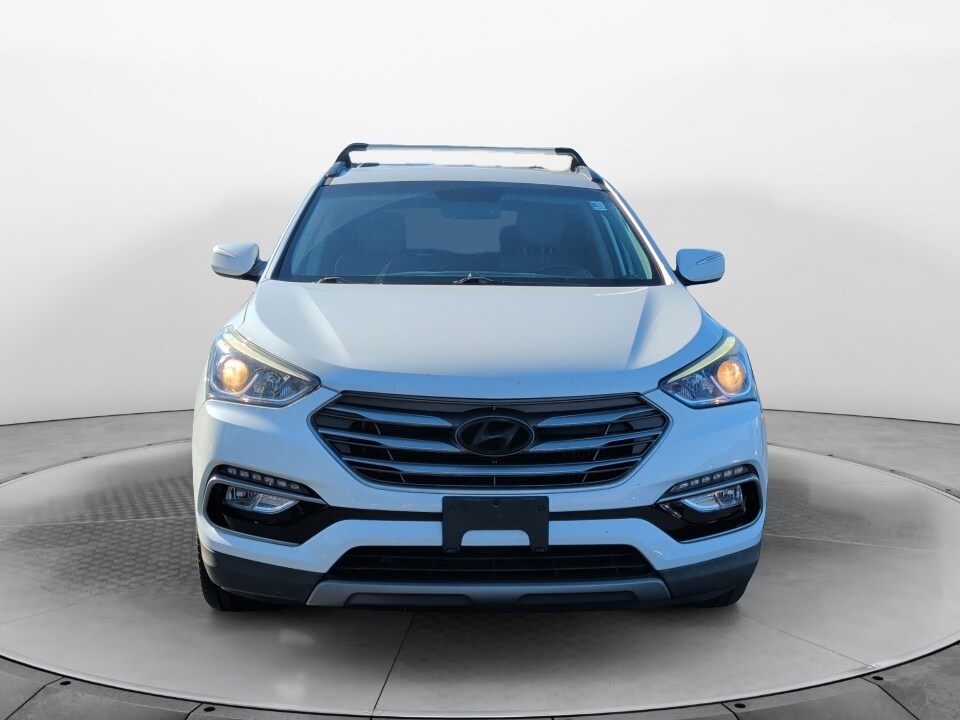 2017 Hyundai Santa Fe Sport 2.0T photo 2