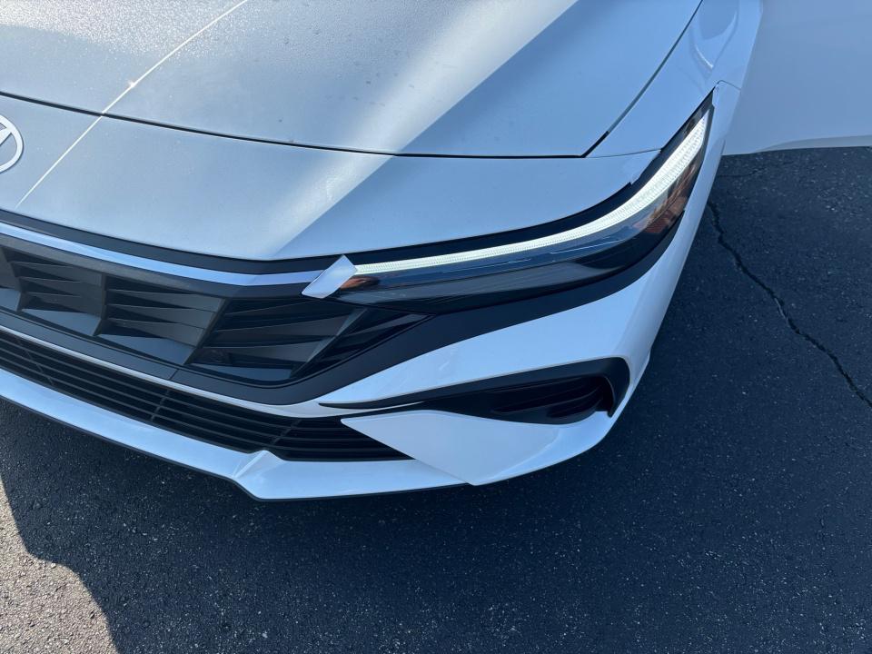 2025 Hyundai Elantra SEL - Photo 26