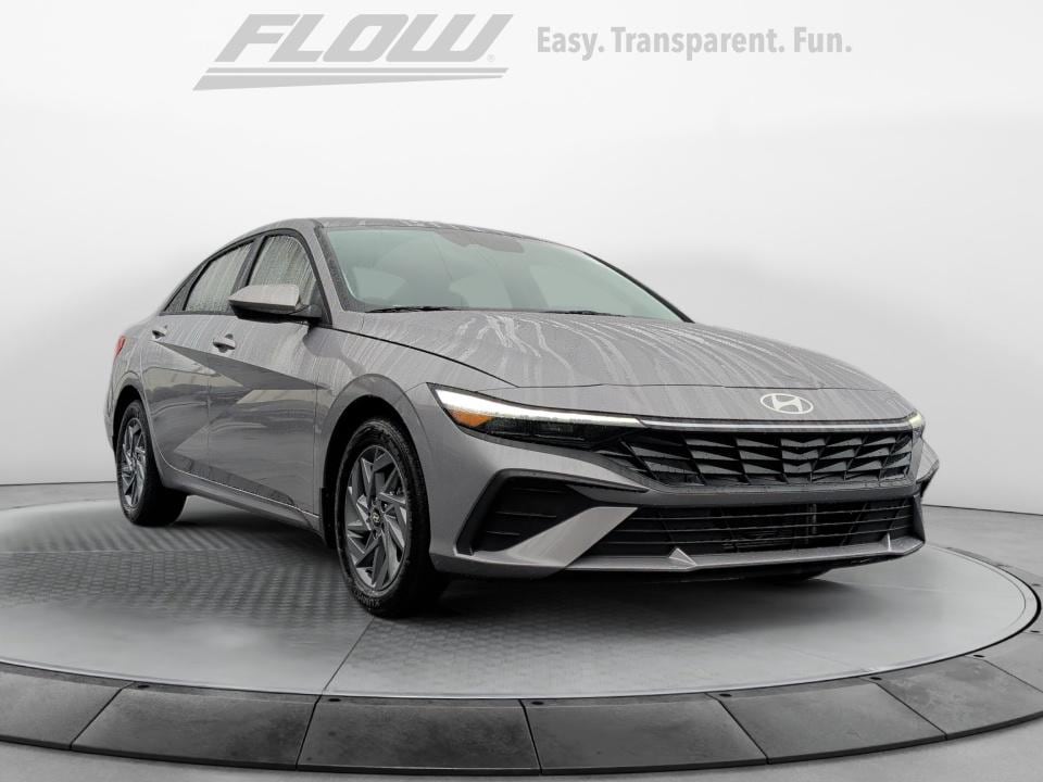 2026 Hyundai Elantra Blue's photo