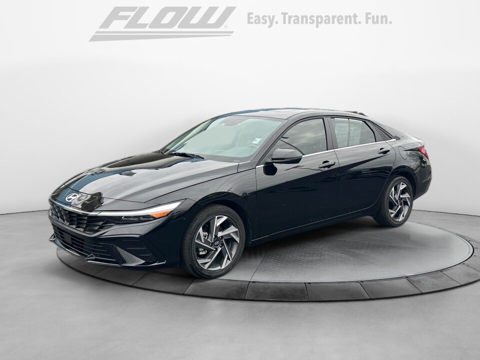 2025 Hyundai Elantra Hybrid Limited photo 3