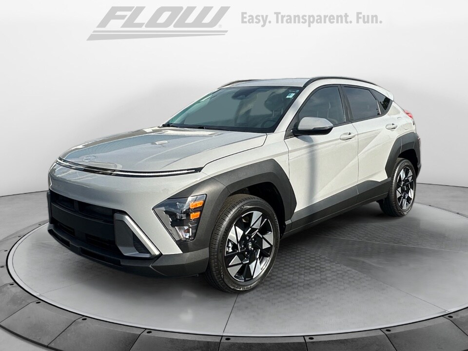 2024 Hyundai Kona SEL photo 3