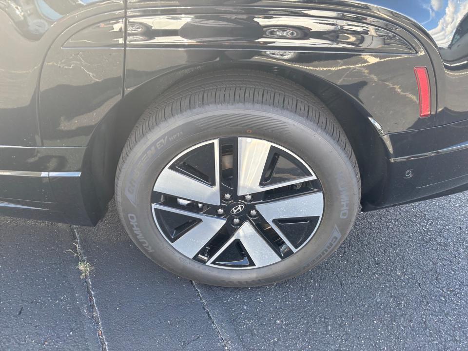 2026 Hyundai IONIQ 9 SEL - Photo 22