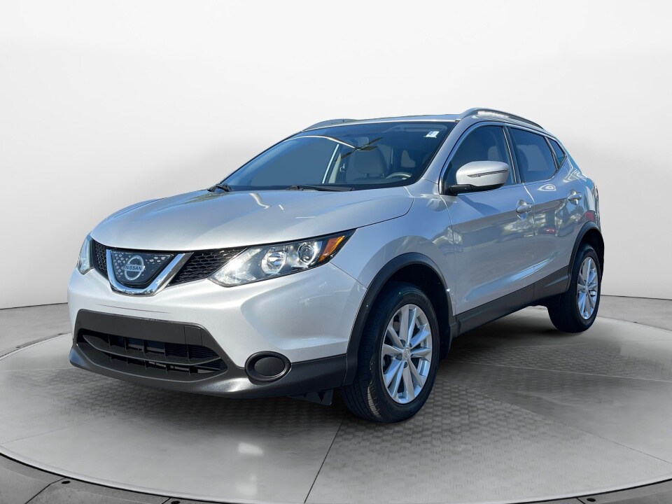 2018 Nissan Rogue Sport SV photo 3