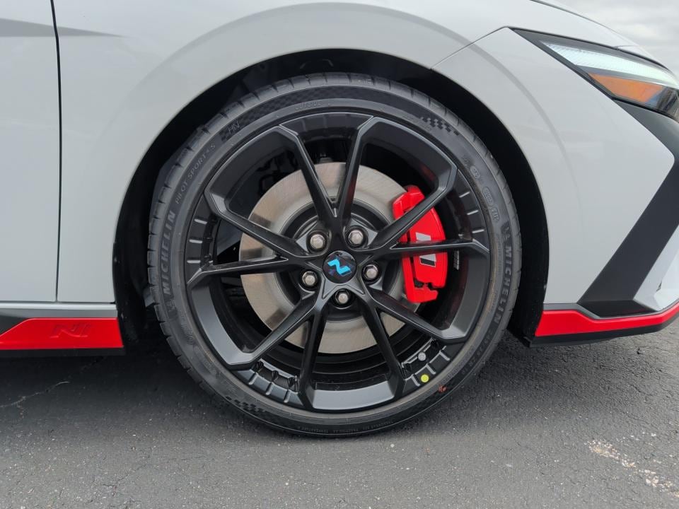 2026 Hyundai Elantra N - Photo 25