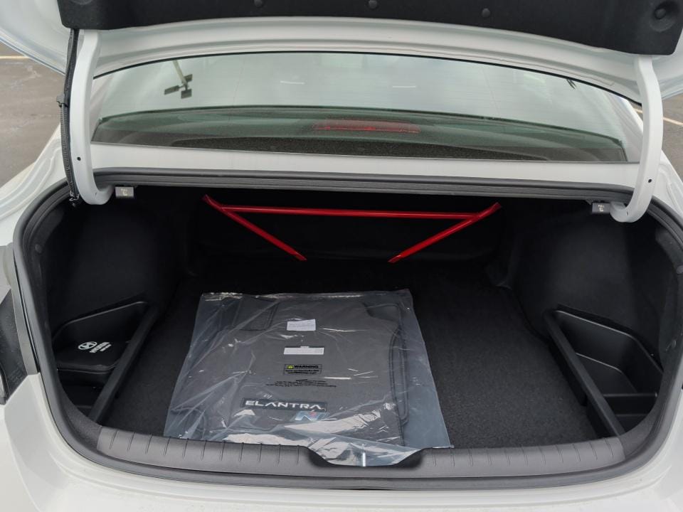 2026 Hyundai Elantra N - Photo 15