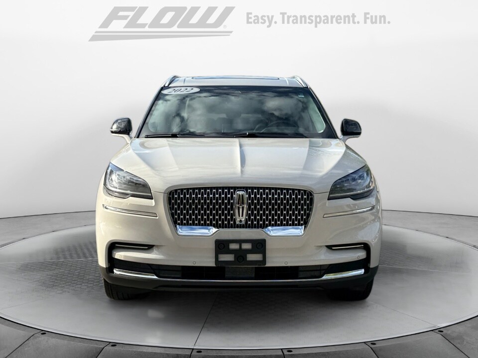 2022 Lincoln Aviator Reserve photo 2