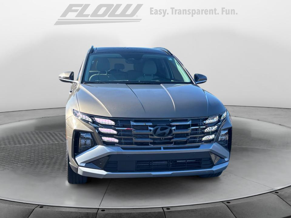 2025 Hyundai Tucson Hybrid Limited photo 2