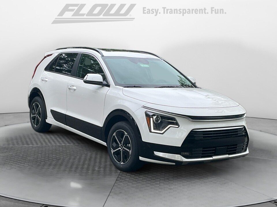 2025 Kia Niro SX's photo