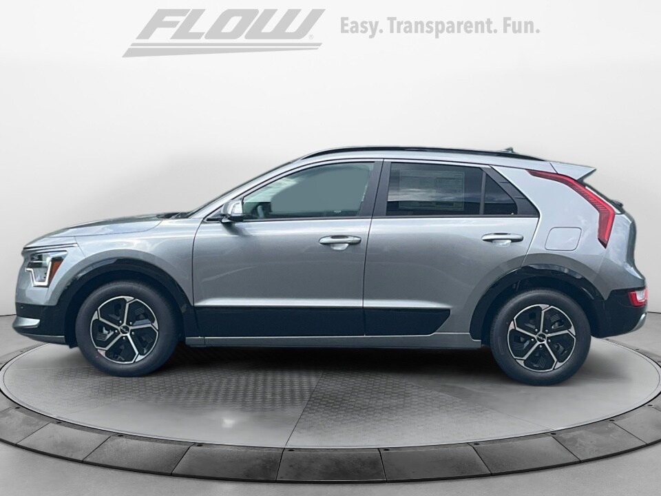 2025 Kia Niro SX photo 4