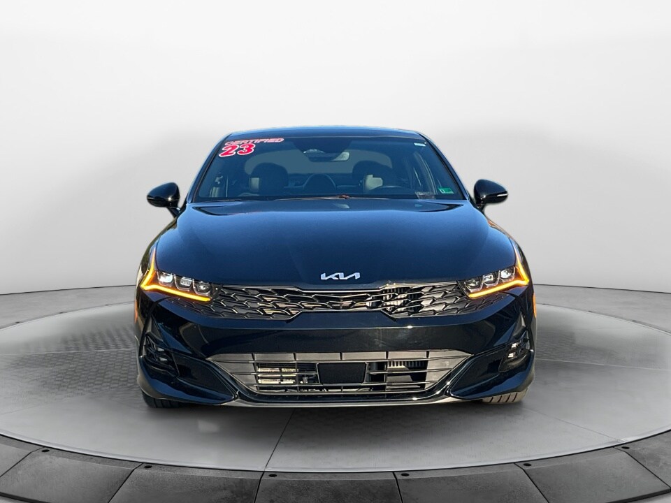 2023 Kia K5 GT-Line photo 2