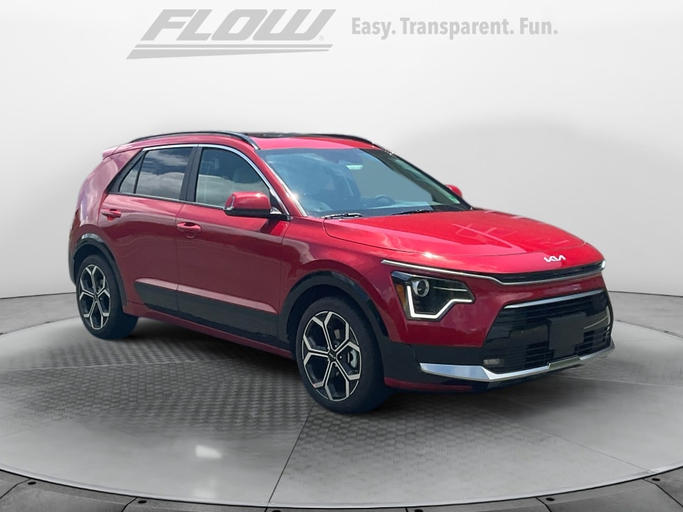 2025 Kia Niro EX Touring's photo