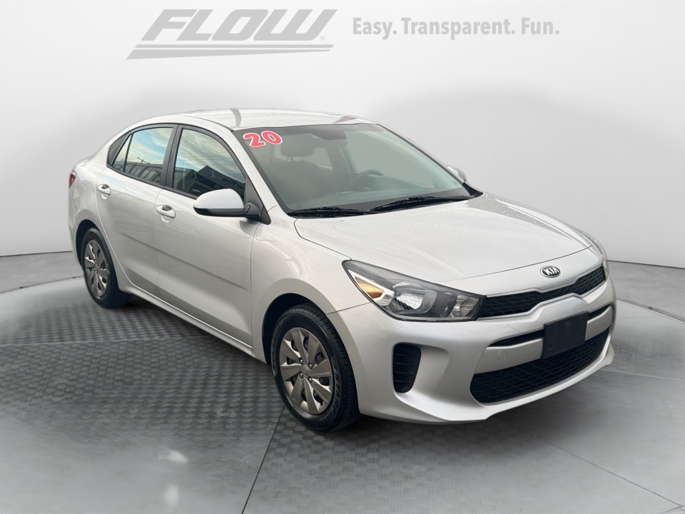 2020 Kia RIO S's photo