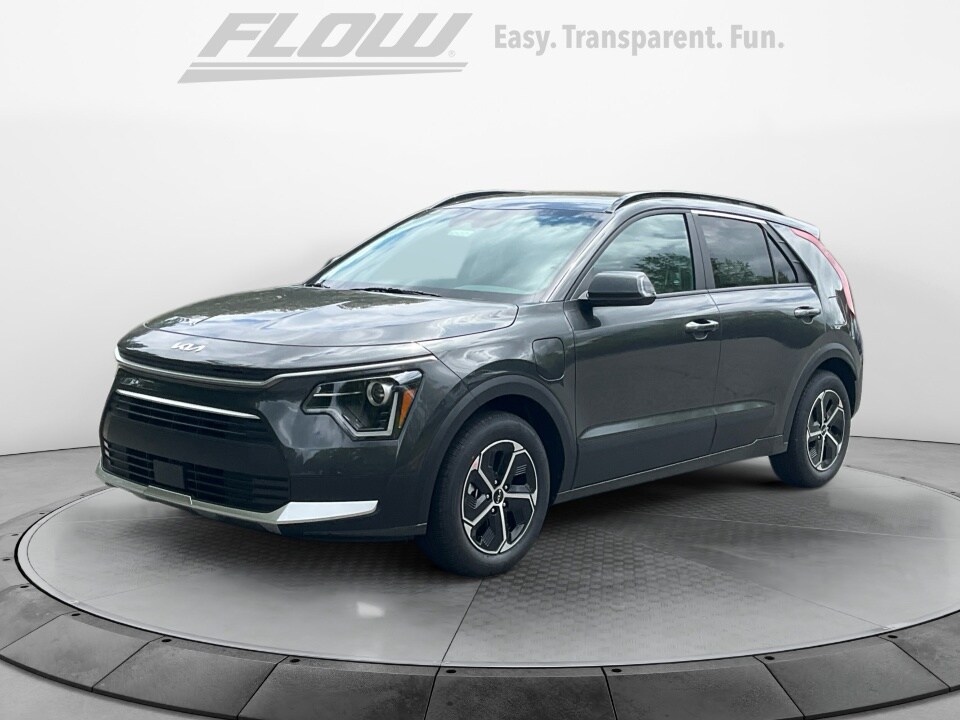 2025 Kia Niro Plug-In Hybrid EX photo 3