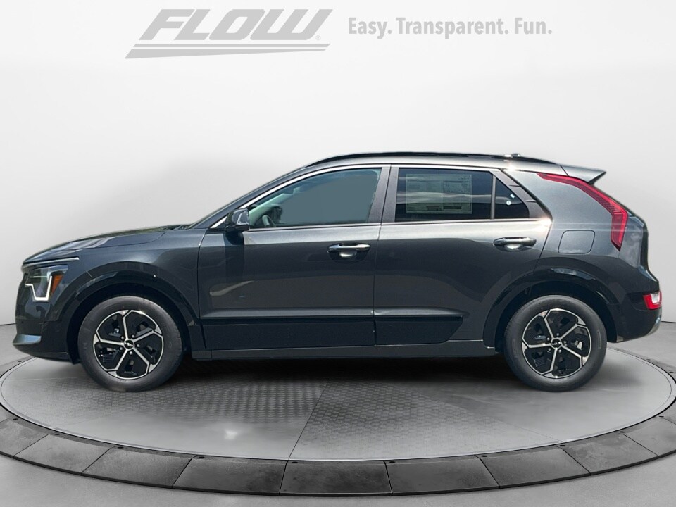 2025 Kia Niro SX photo 4