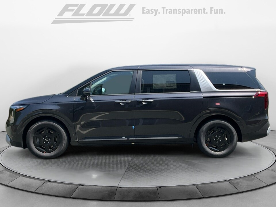 2026 Kia Carnival LX photo 4