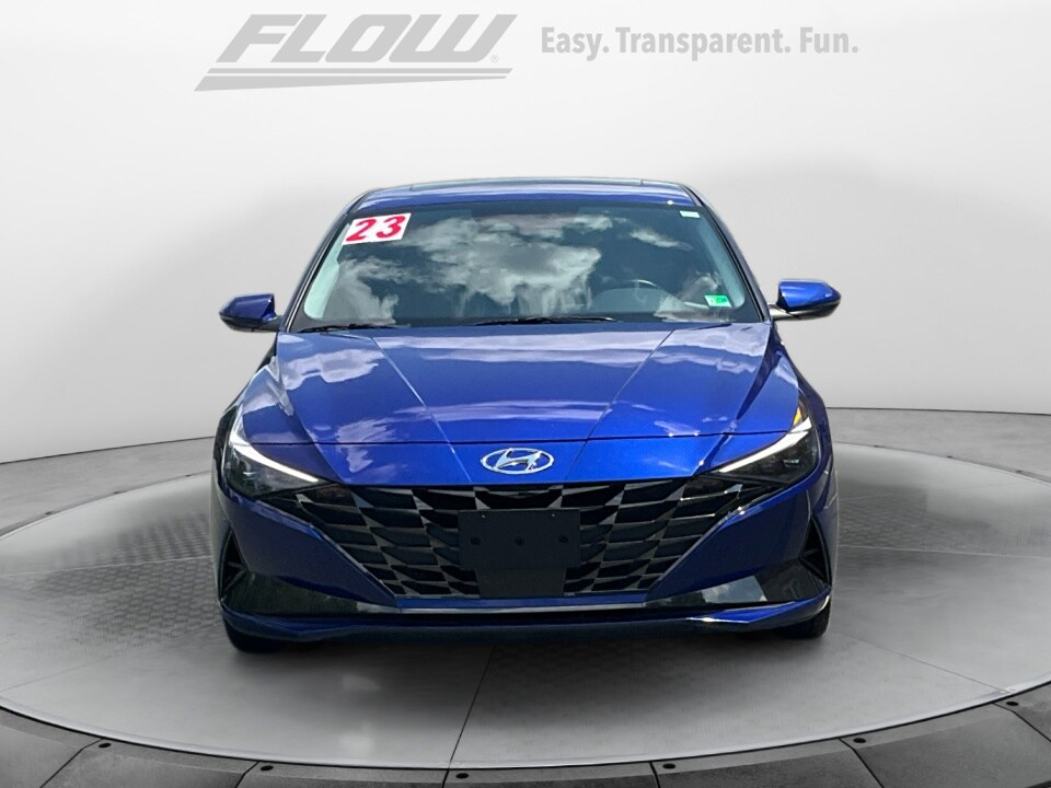 2023 Hyundai Elantra Hybrid Limited photo 2