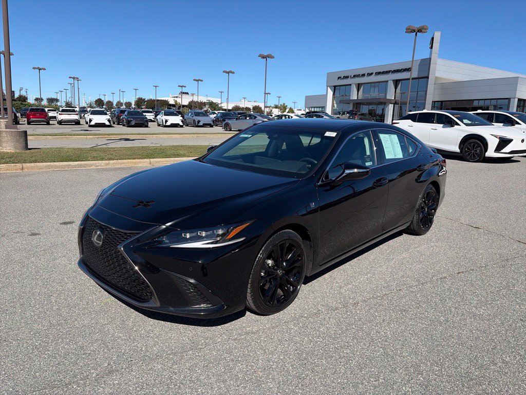 2025 Lexus ES 300h