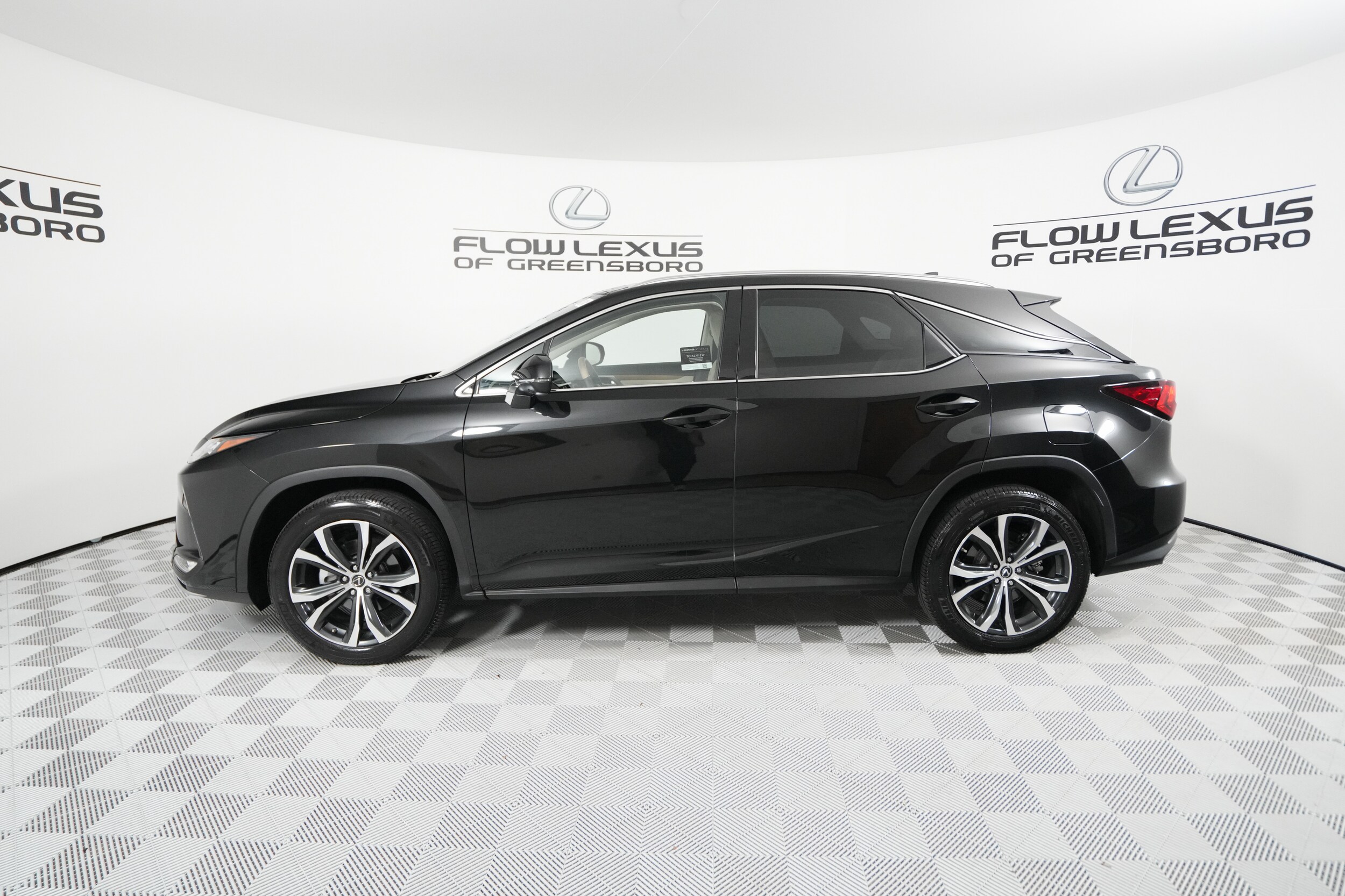 2022 Lexus RX 350 photo 2
