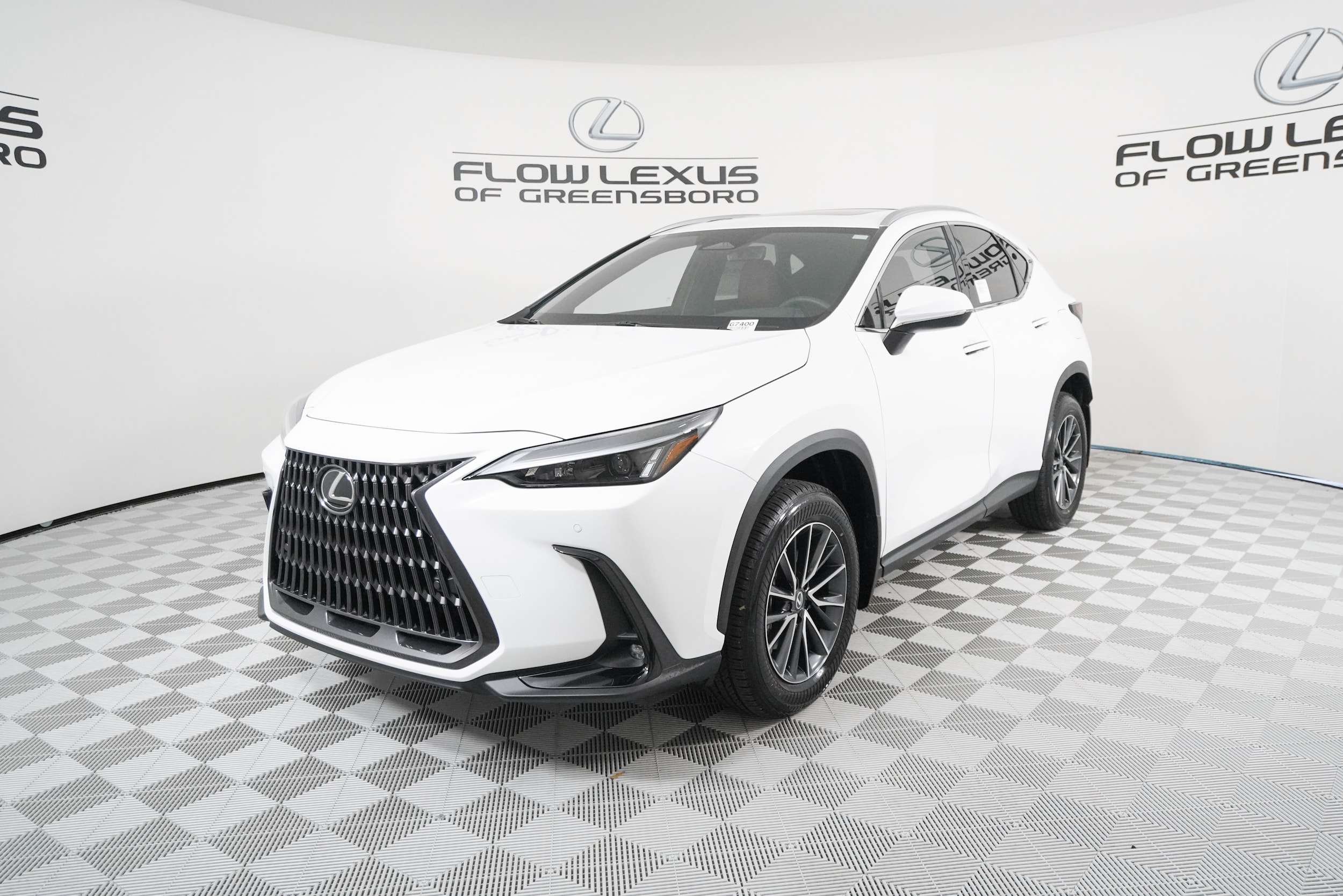 2026 Lexus NX Hybrid 350h's photo