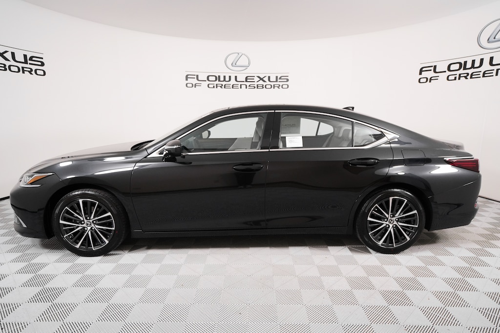 New 2025 Lexus ES 350 SEDAN