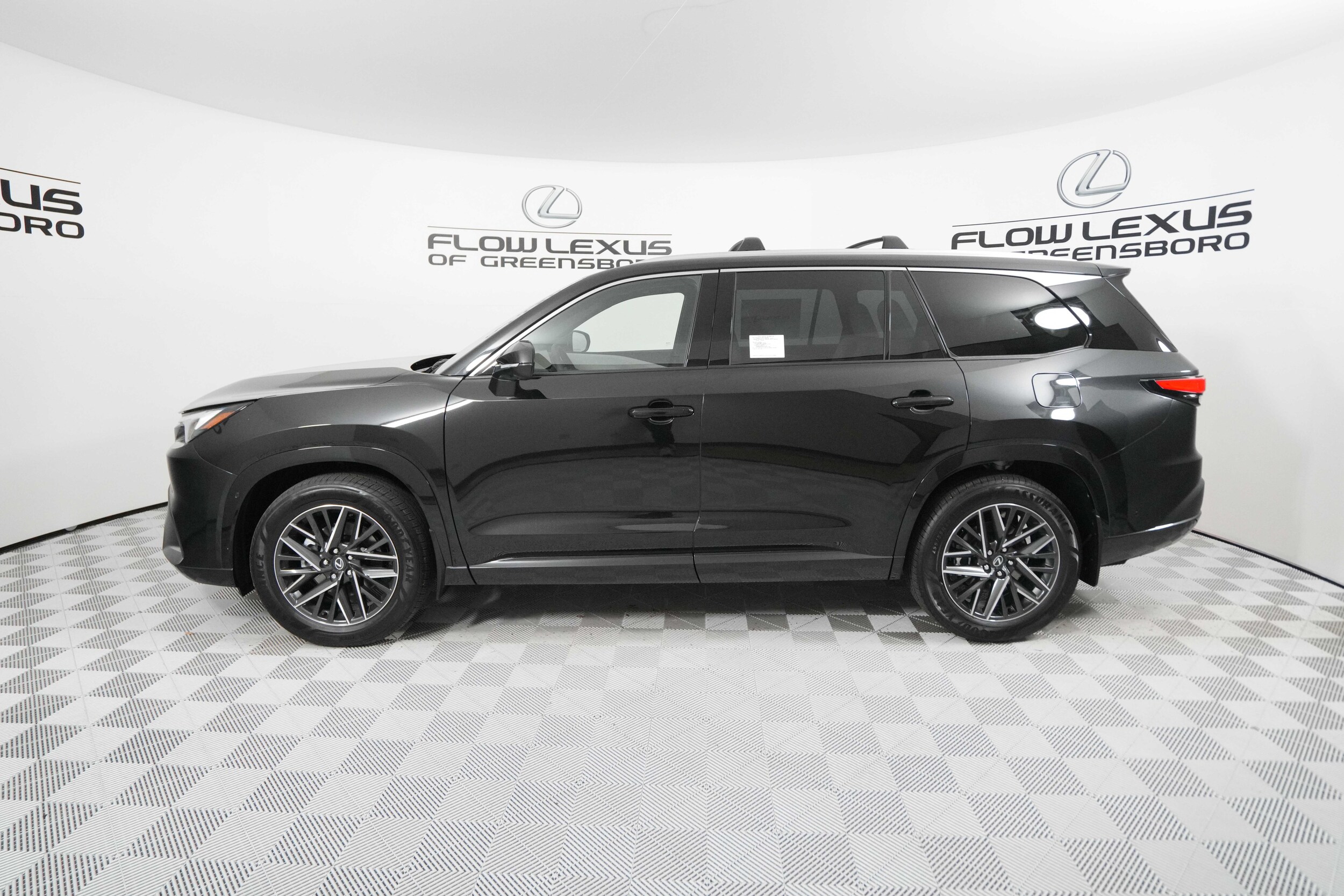 2026 Lexus TX 350 Premium photo 2