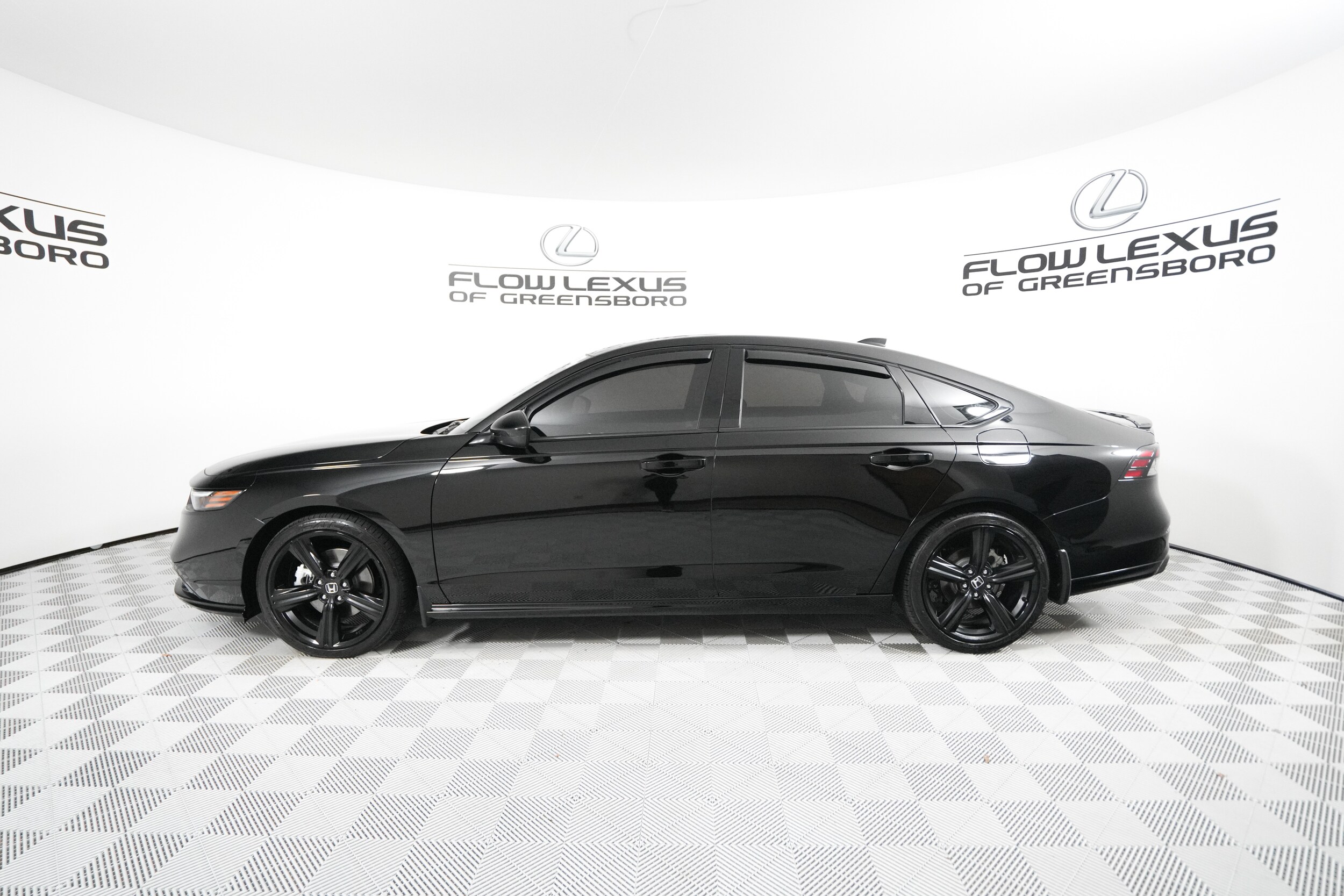 2025 Honda Accord Hybrid Sport-L photo 4