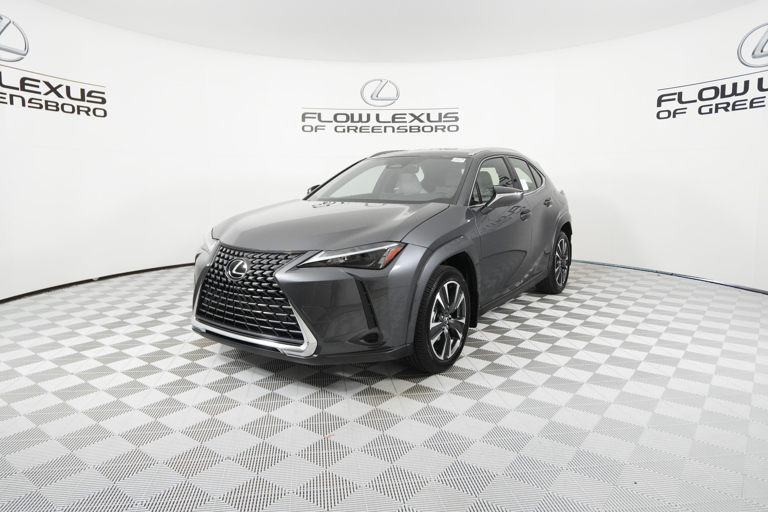 2025 Lexus UX Hybrid 300h Premium's photo