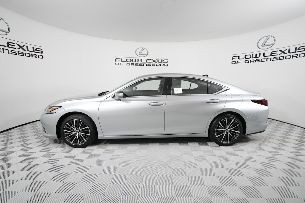 New 2025 Lexus ES 350 SEDAN