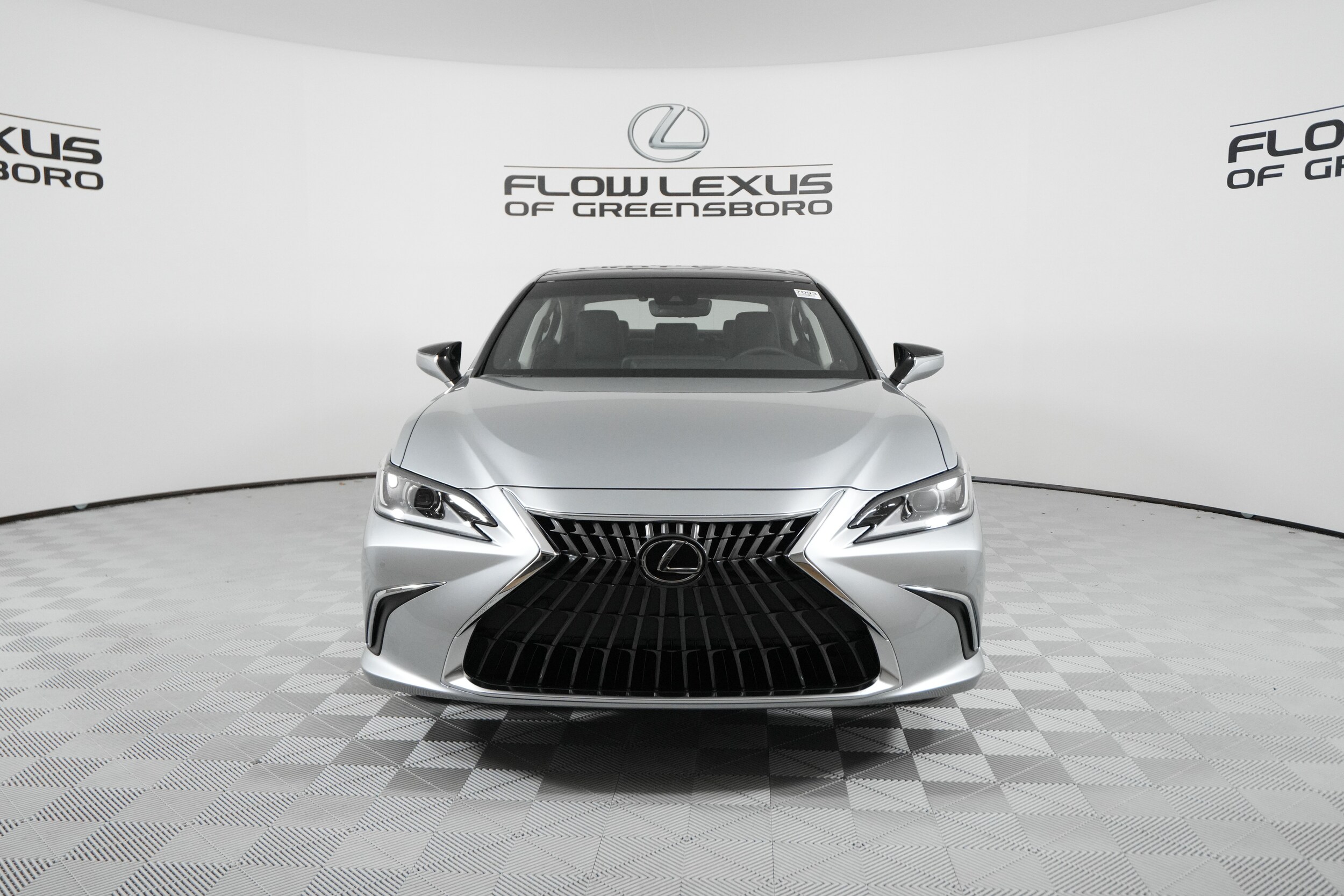 2025 Lexus ES 350 Premium photo 2
