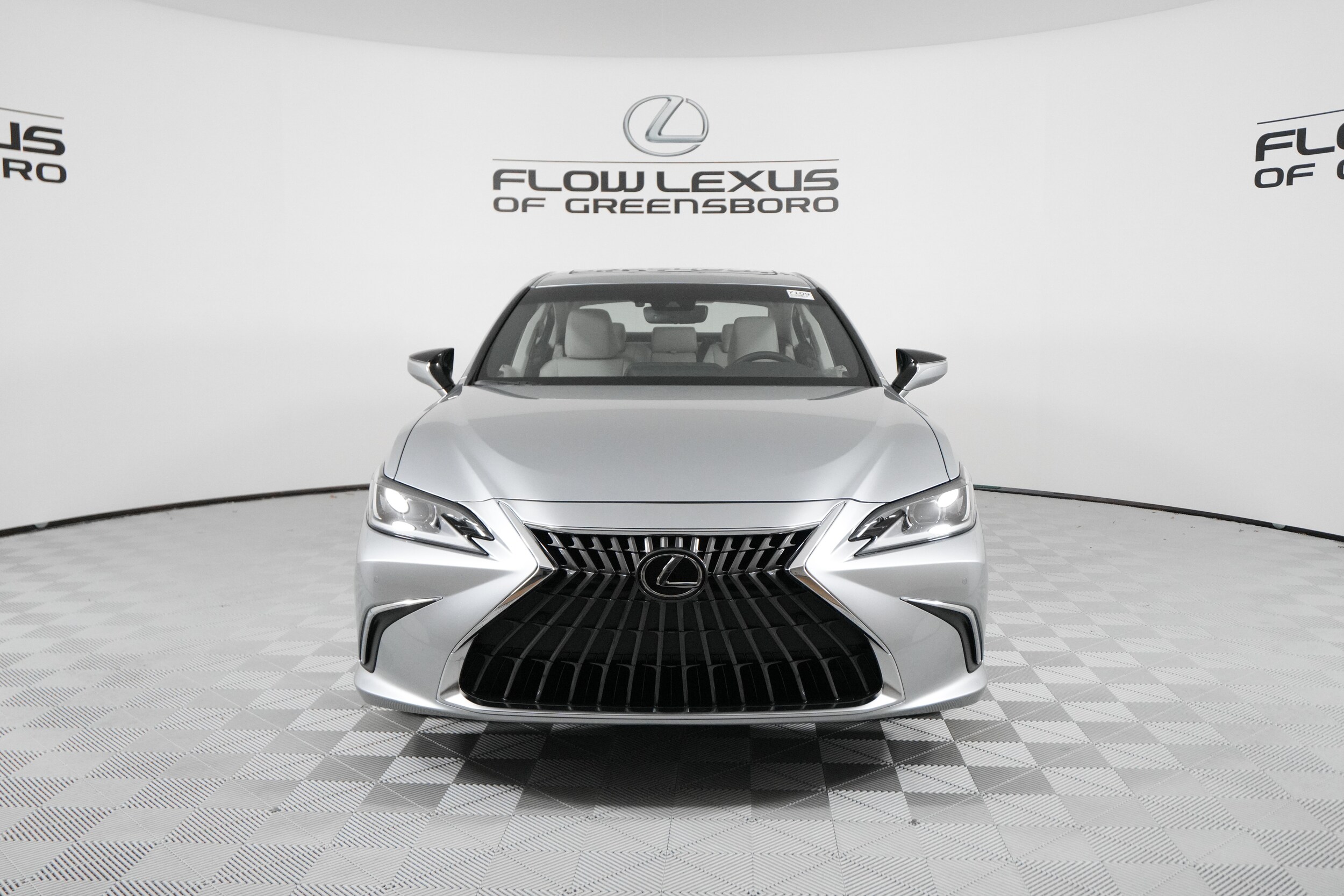 2025 Lexus ES 350 Premium photo 2