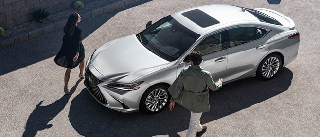 Lexus ES 300h exterior design