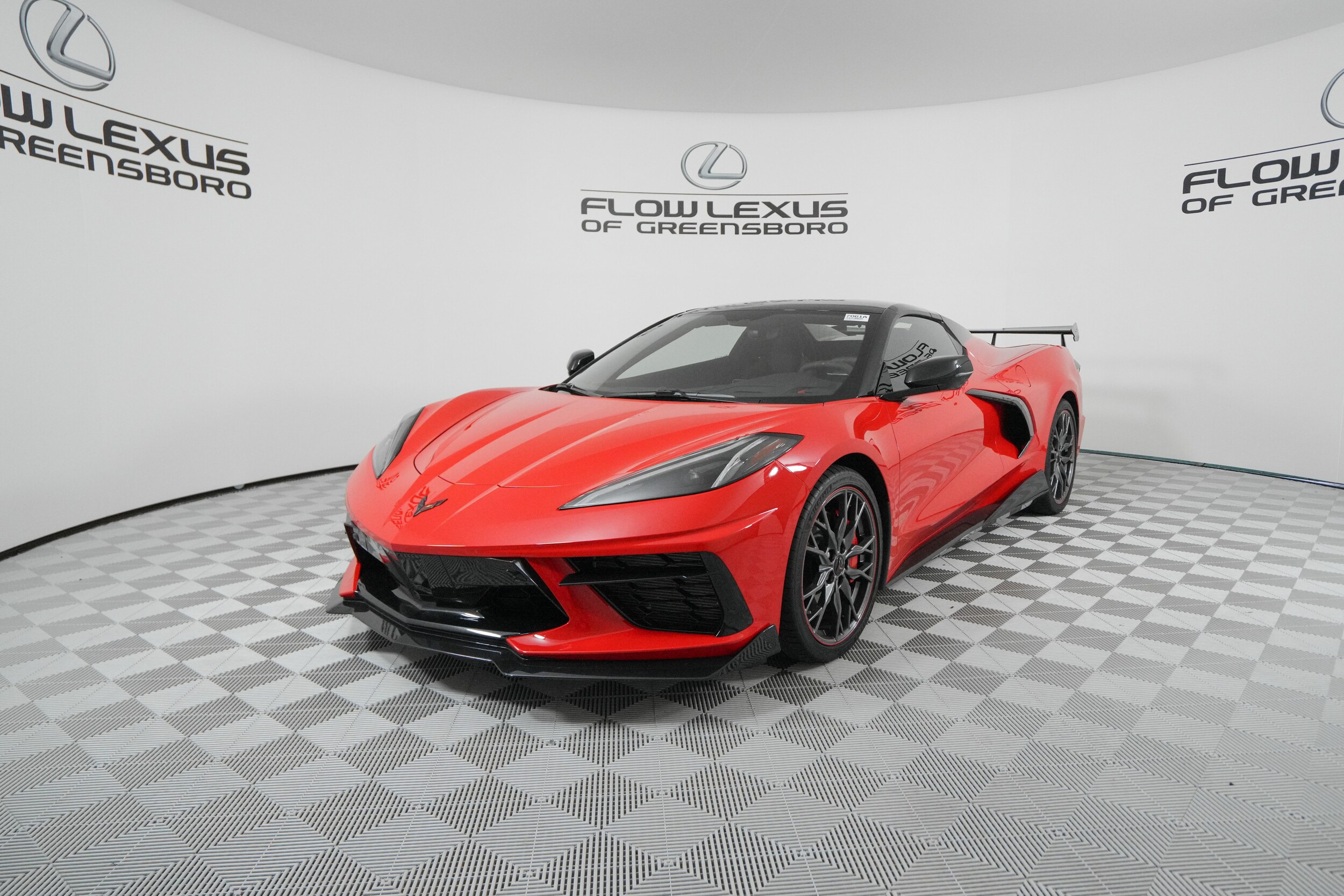 2023 Chevrolet Corvette Stingray 2LT photo 2