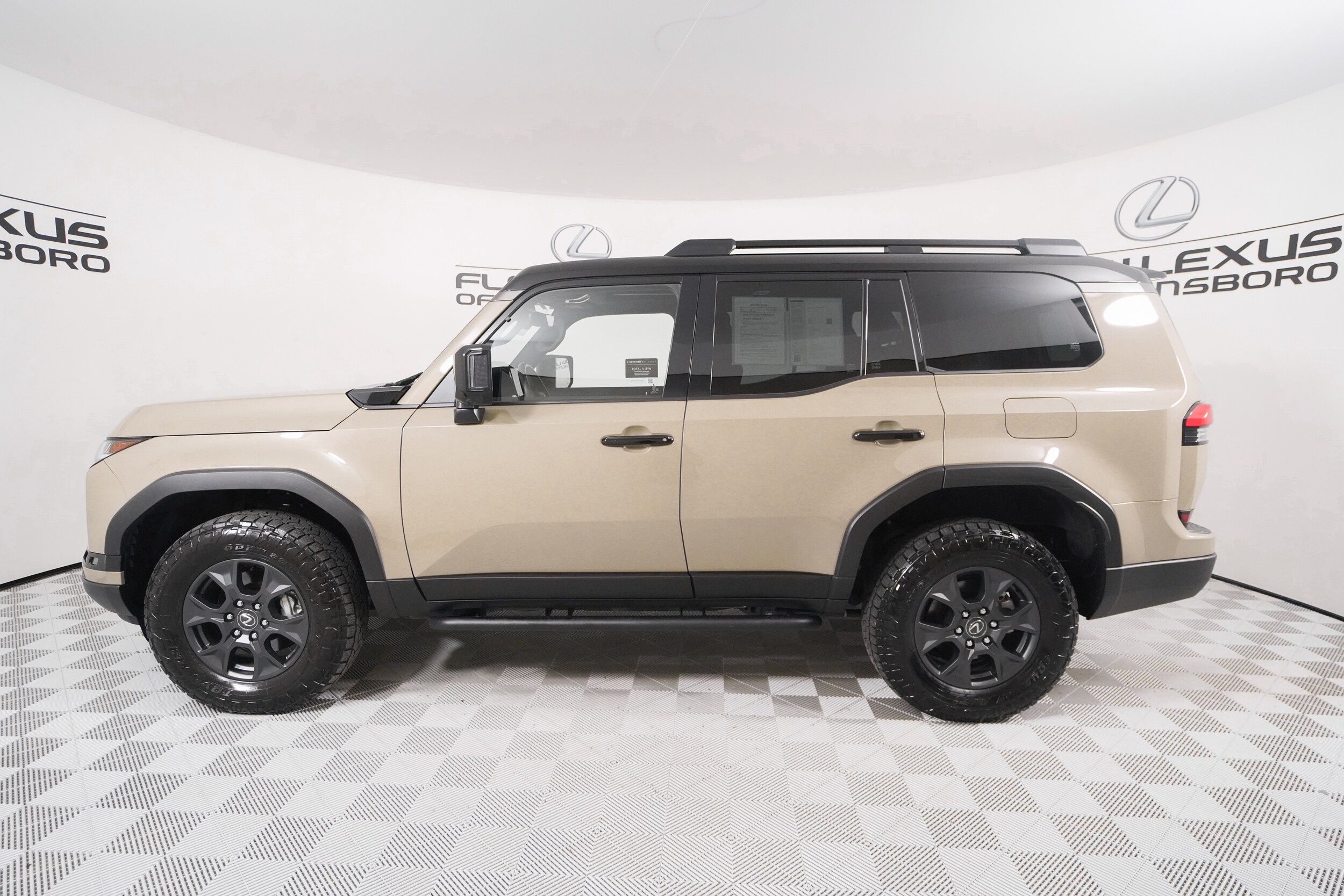 2024 Lexus GX 550 Overtrail photo 4
