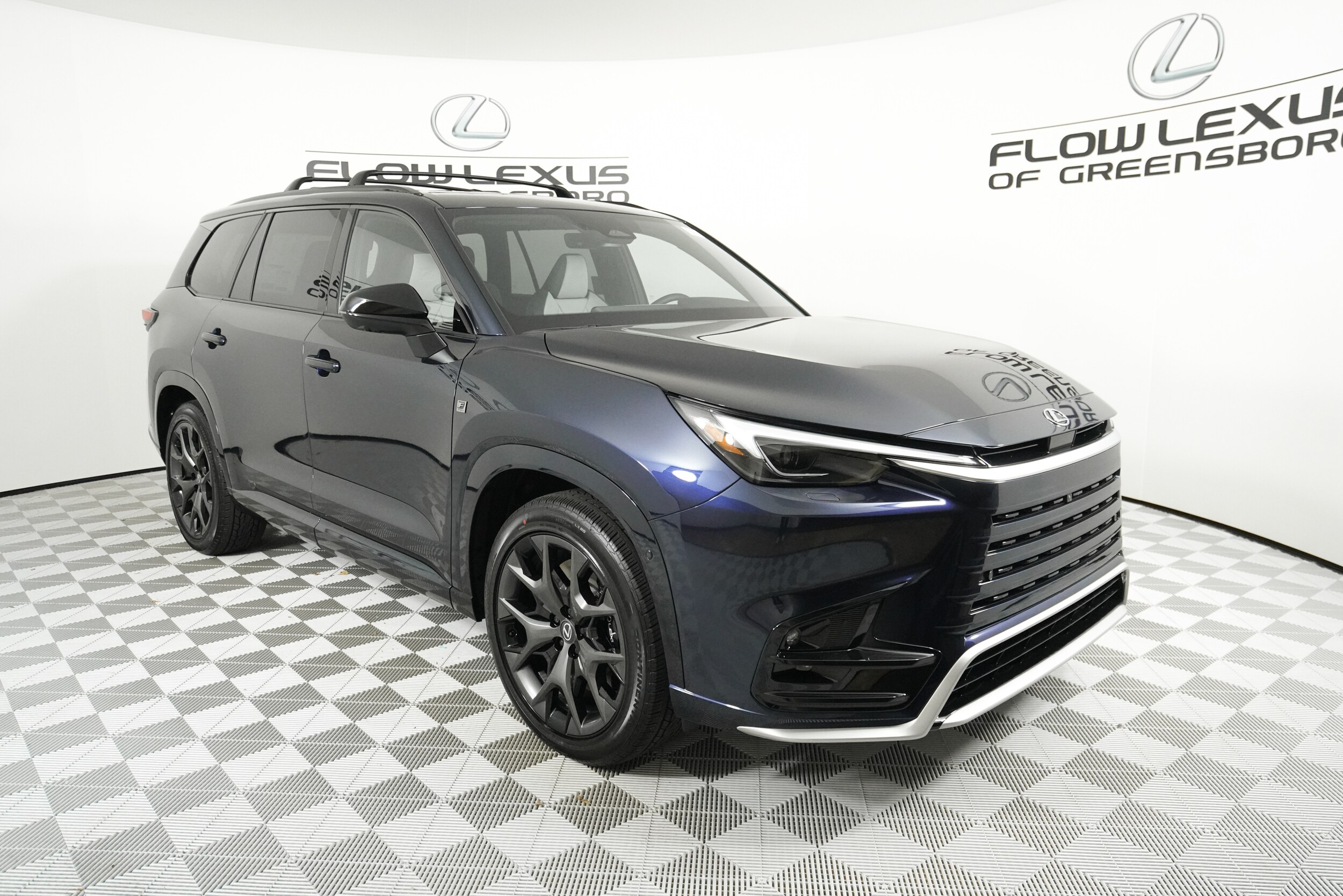 2026 Lexus TX 500h F SPORT Performance Premium photo 3