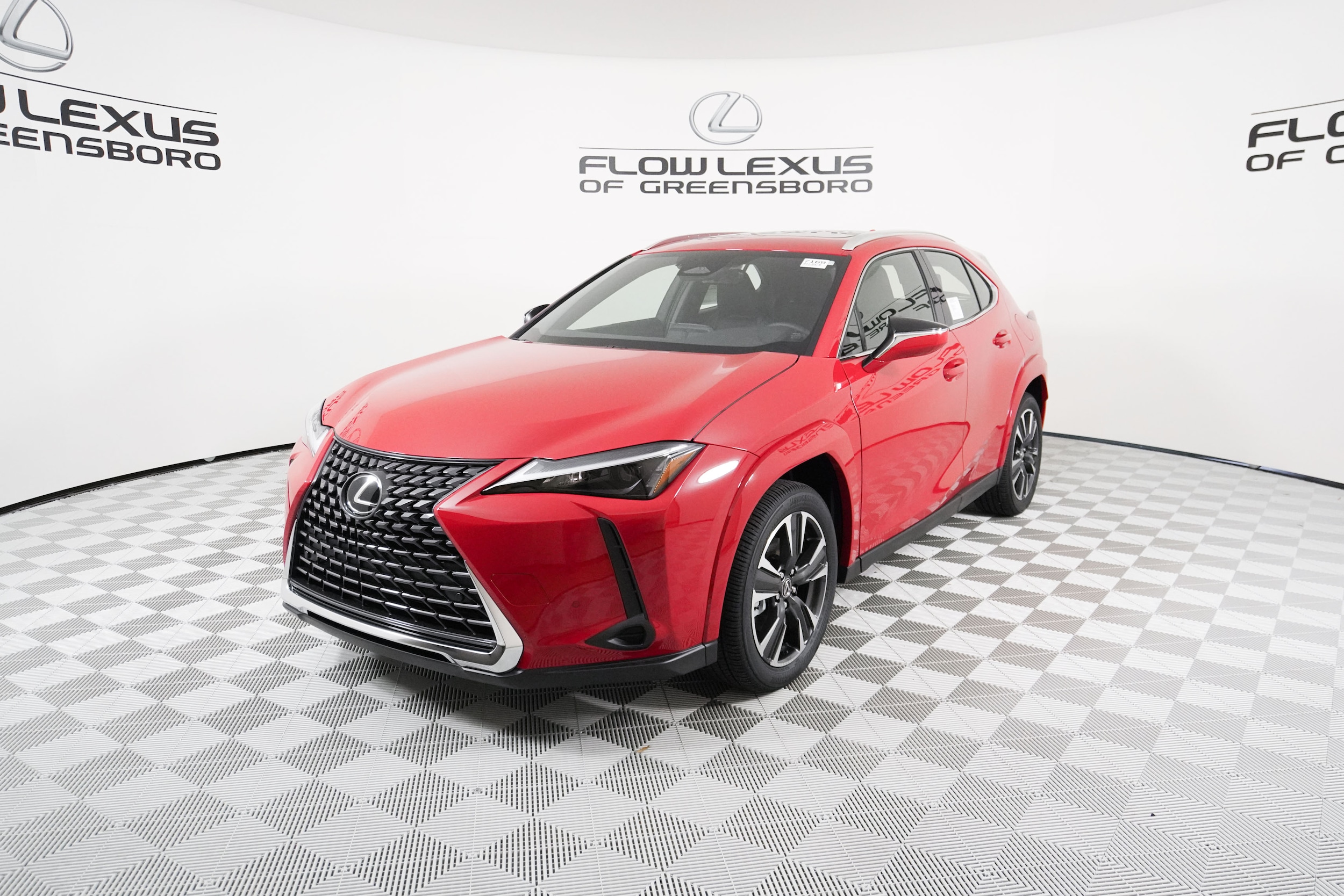 2025 Lexus UX Hybrid 300h Premium's photo