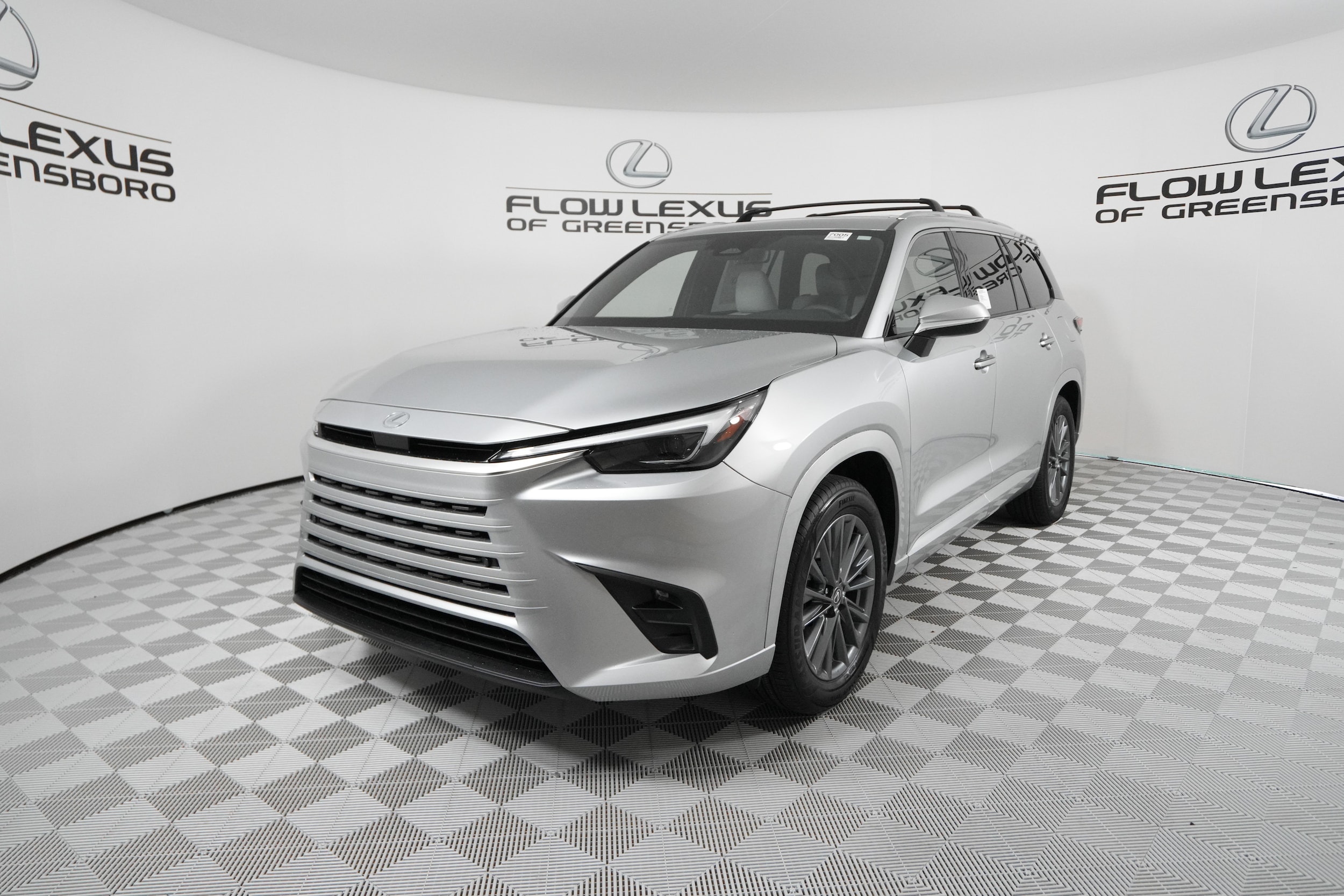 2025 Lexus TX Premium's photo