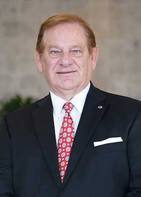 Staff member BOBBY SANDLIN from ID_c6d6883397cf
