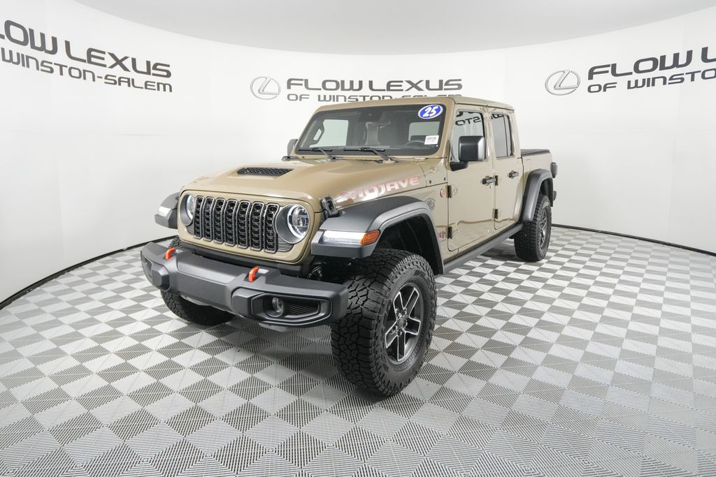 2025 Jeep Gladiator Mojave Auto's photo