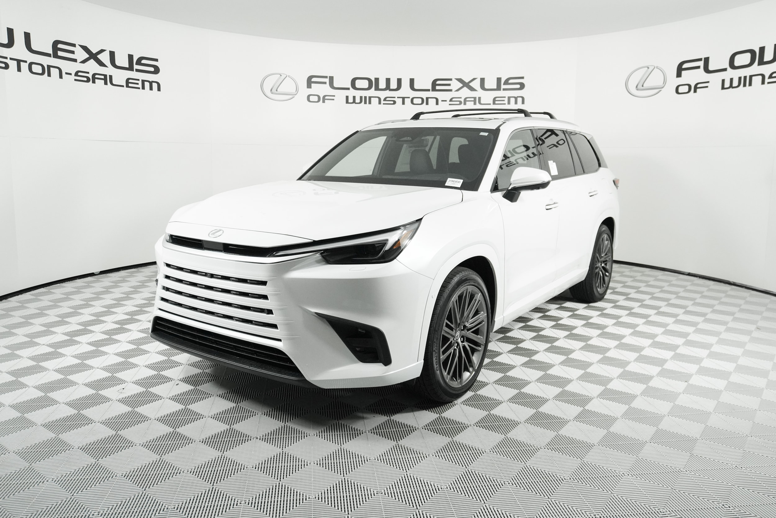 2026 Lexus TX Luxury's photo