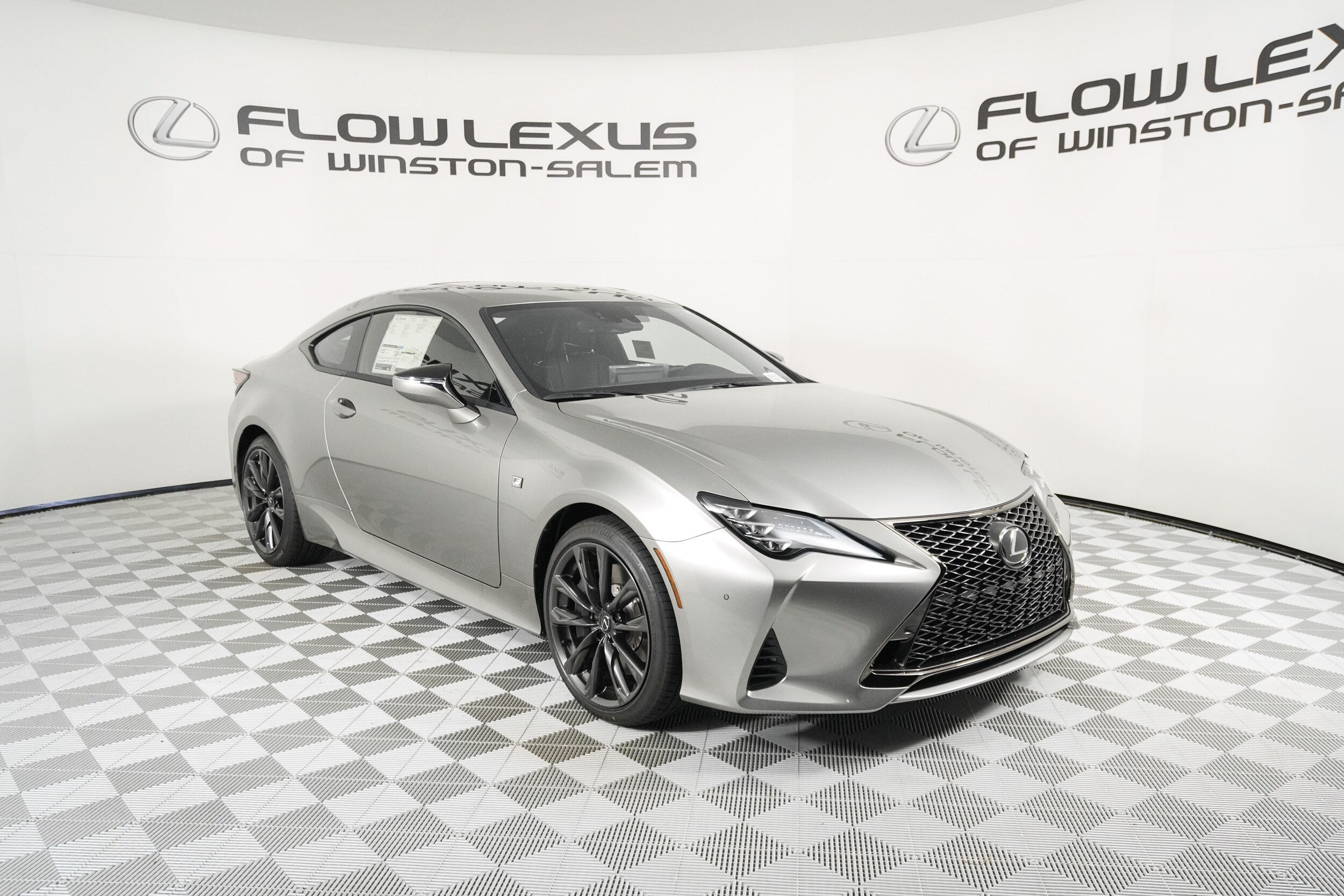 2025 Lexus RC 350 F SPORT photo 2