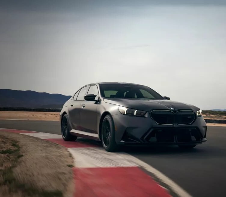 2025 BMW M5