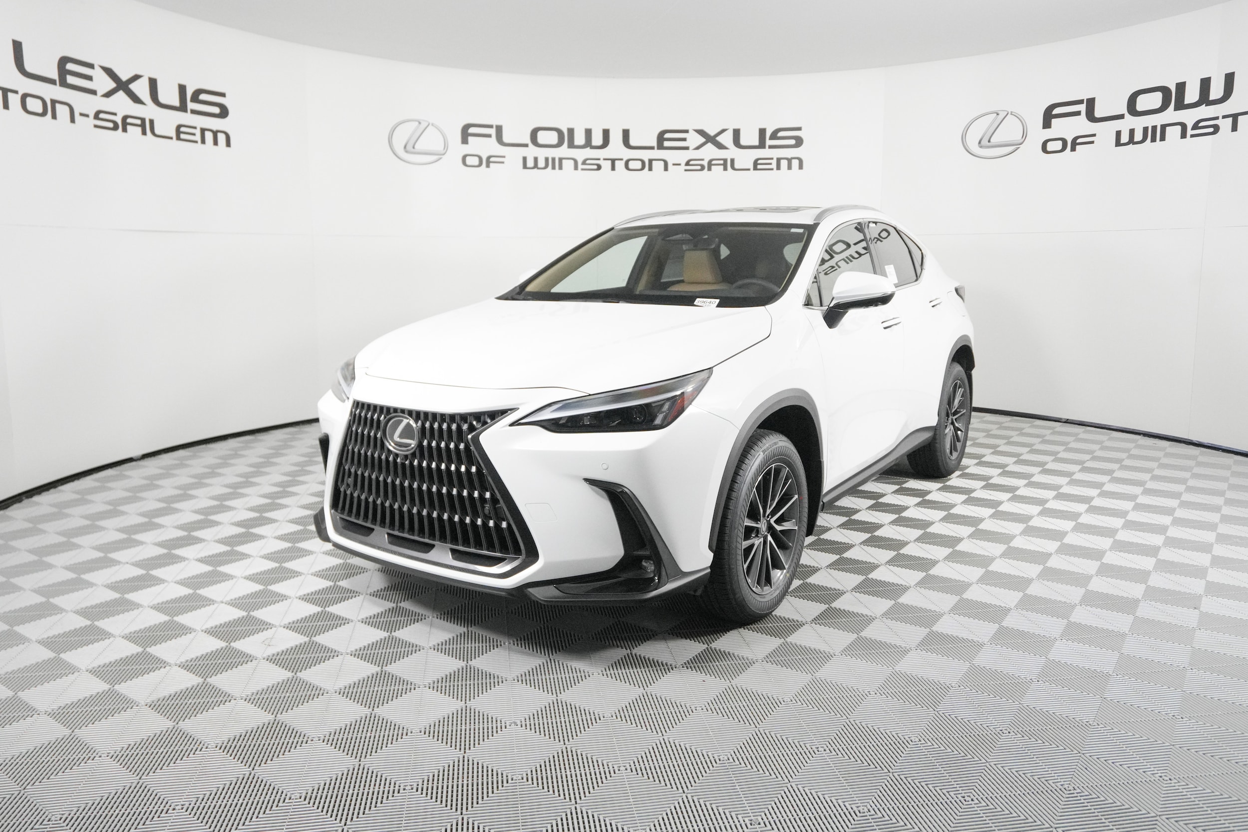 2026 Lexus NX 350's photo