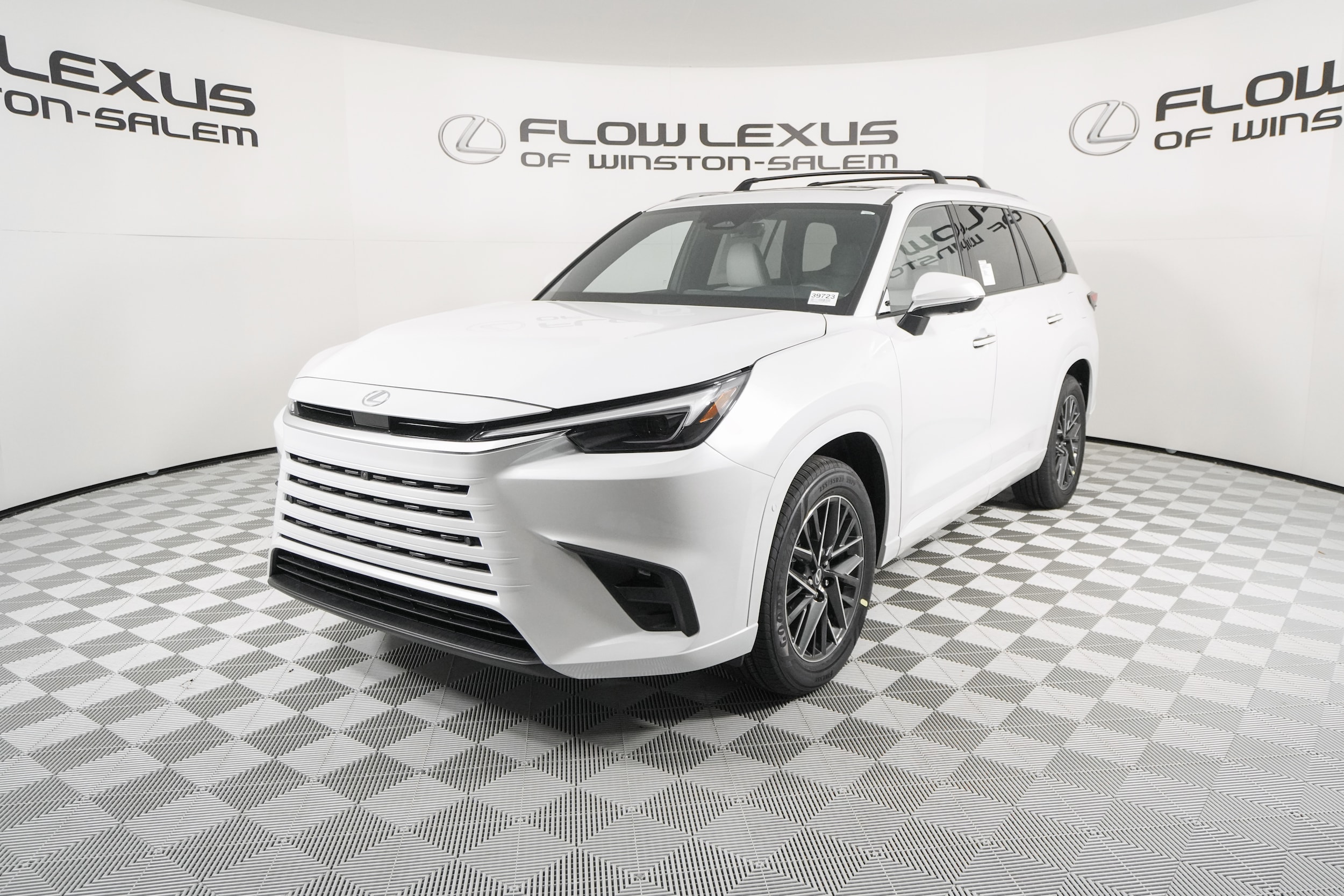 2026 Lexus TX Premium's photo