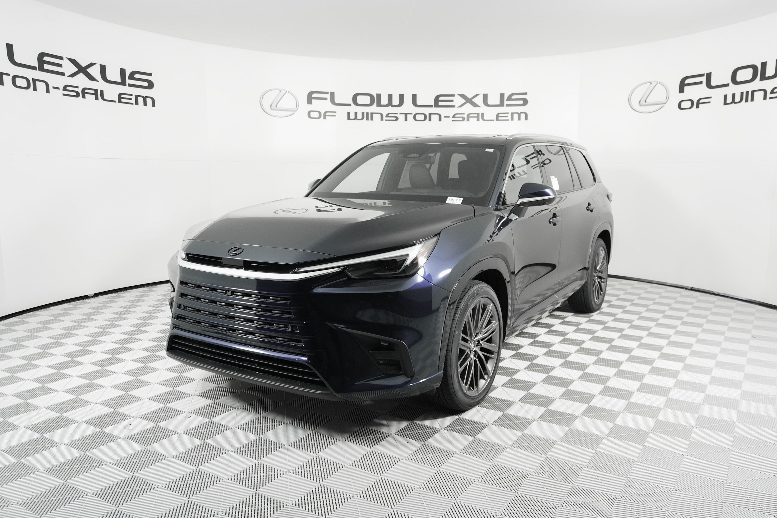 2026 Lexus TX Luxury's photo