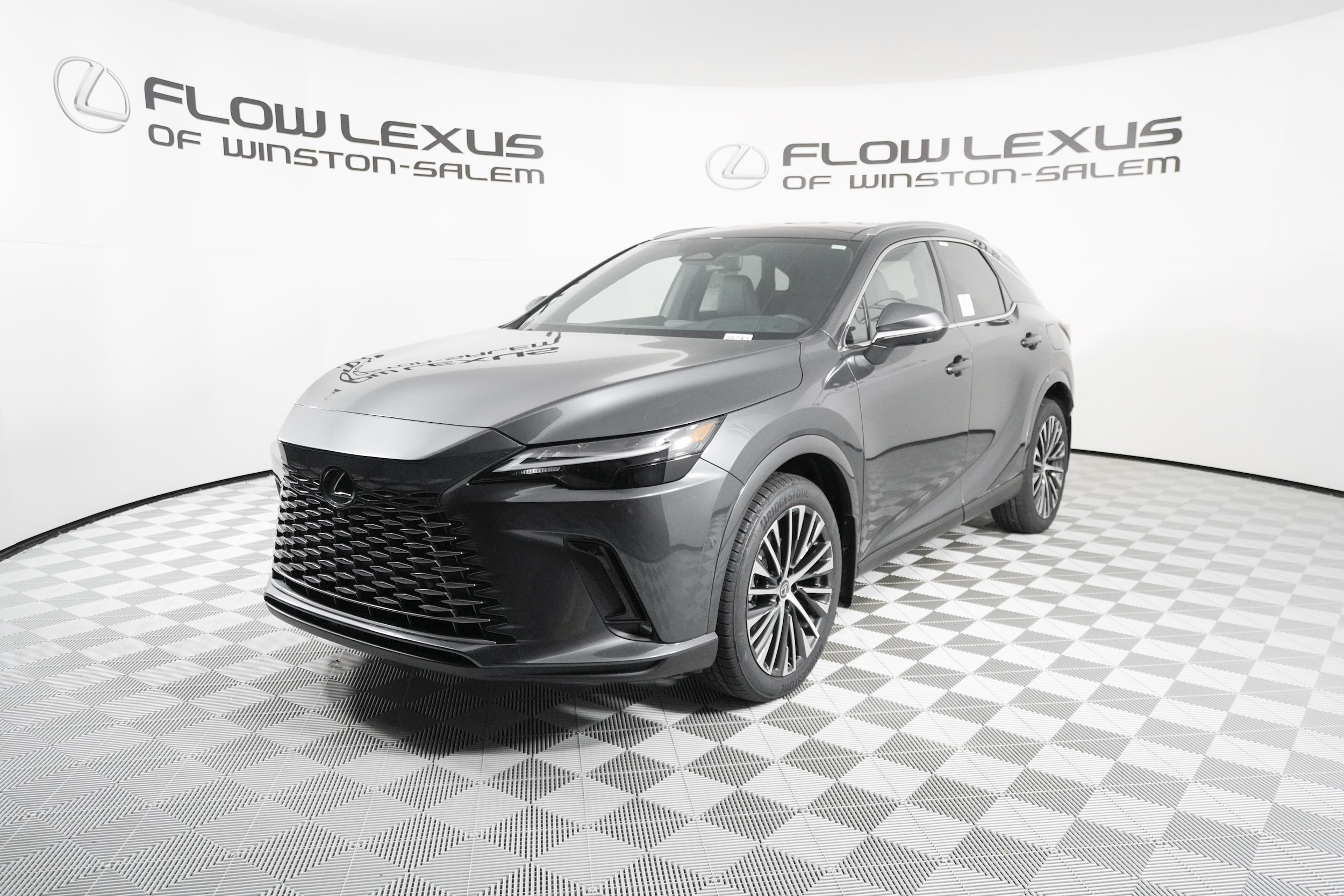 2026 Lexus RX Hybrid 350h's photo